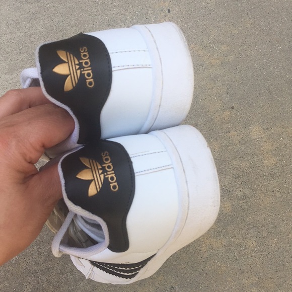 🎄 SALE Adidas Sneakers - Picture 5 of 7